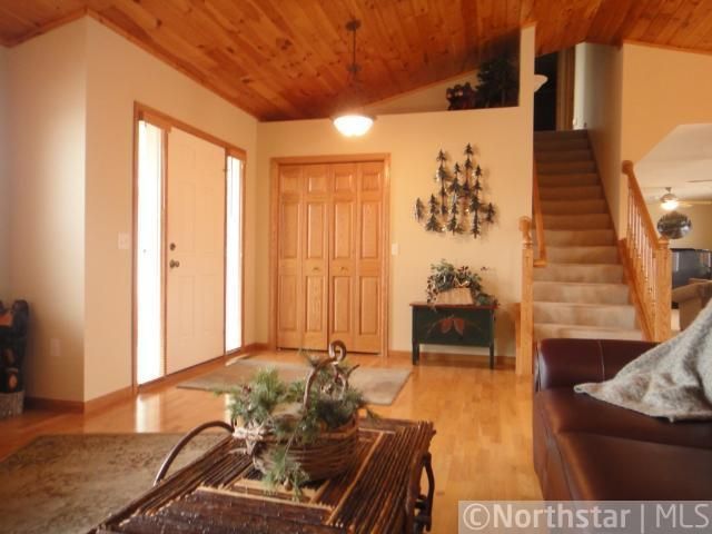 1801 Lake Dr, Northfield, MN 55057