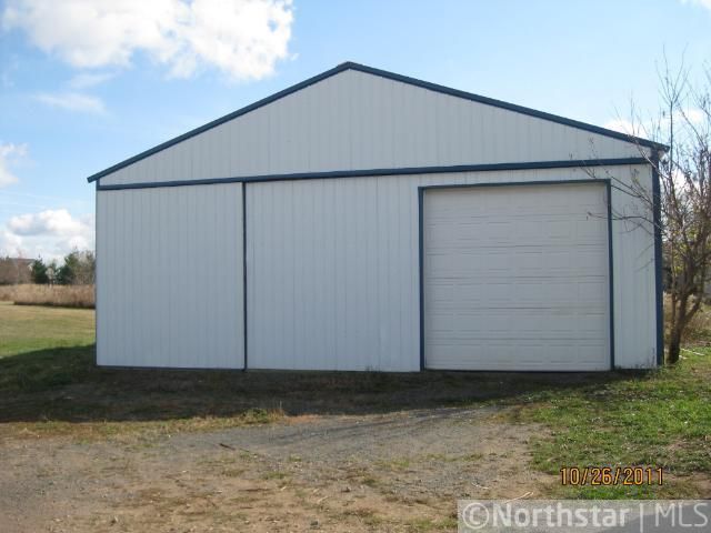 33414 Oasis Rd, Center City, MN 55012