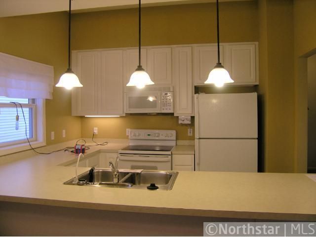 2429 Columbus Ct, Minneapolis, MN 55404