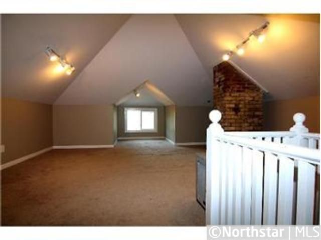 805 Laurel Ave, Saint Paul, MN 55104