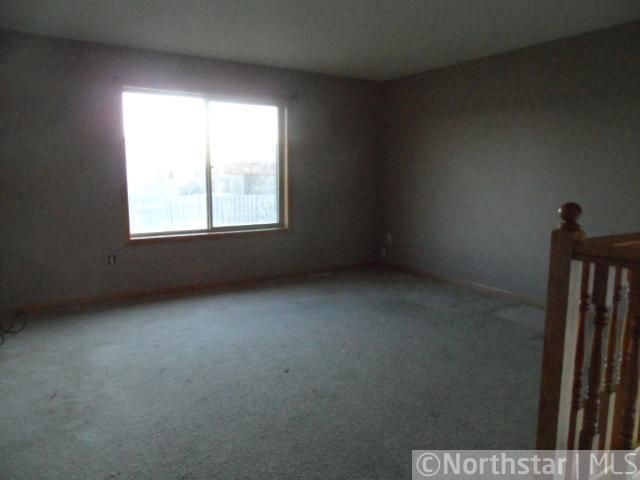 7481 385th St, North Branch, MN 55056