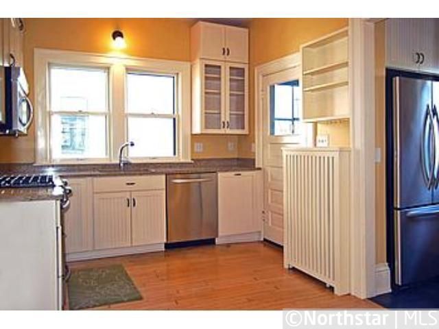 1765 Hague Ave, Saint Paul, MN 55104
