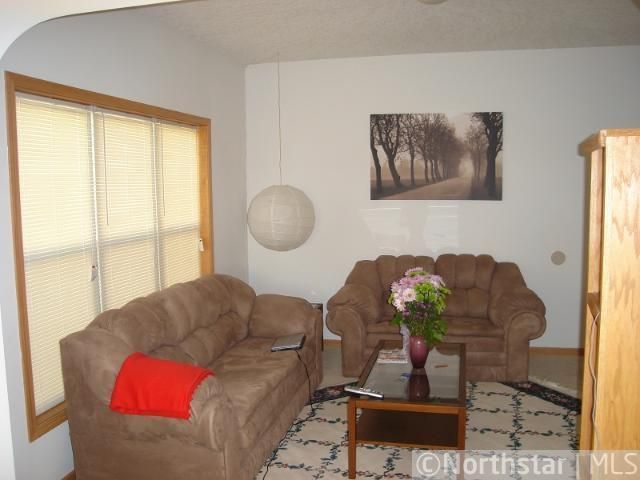 9125 Nevada Ave N, Brooklyn Park, MN 55445