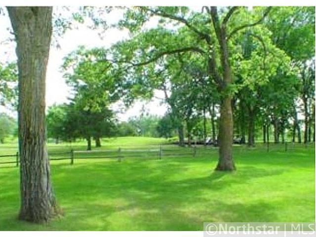 136 Jerry Liefert Dr, Monticello, MN 55362