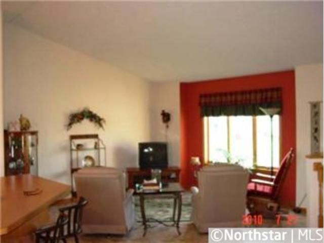 1105 Pondview Dr, Braham, MN 55006