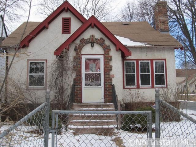 2359 Thomas Ave N, Minneapolis, MN 55411