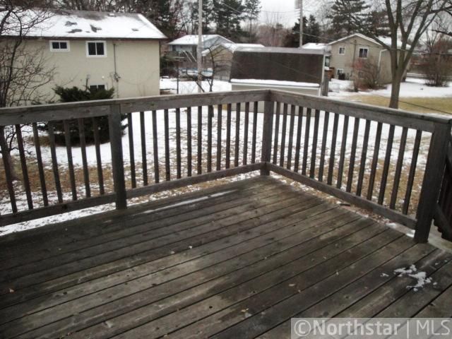 301 70th Ave N, Brooklyn Center, MN 55430