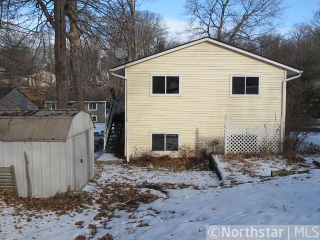 3155 Drury Ln, Mound, MN 55364