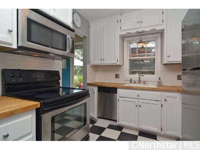 1304 Grand Ave, Saint Paul, MN 55105
