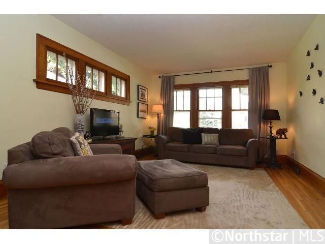 1304 Grand Ave, Saint Paul, MN 55105