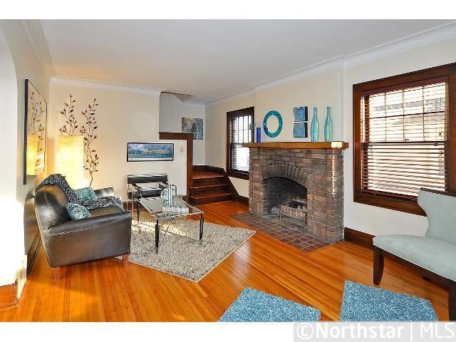2118 Thomas Ave N, Minneapolis, MN 55411