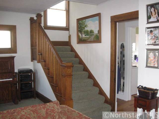 1276 Englewood Ave, Saint Paul, MN 55104