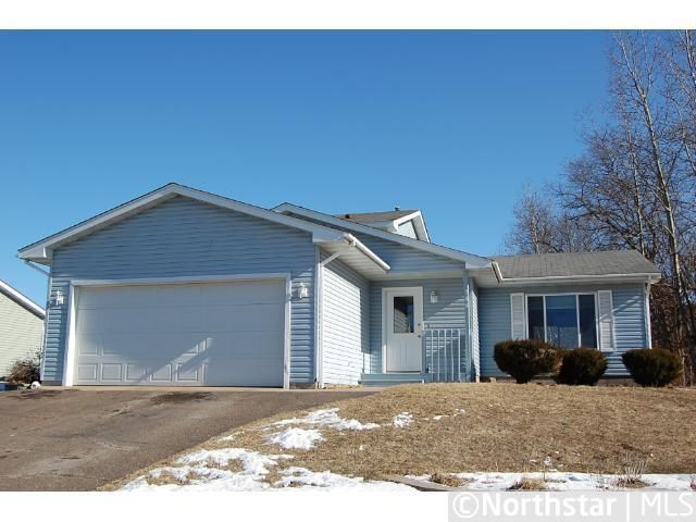 948 Chestnut St, Taylors Falls, MN 55084