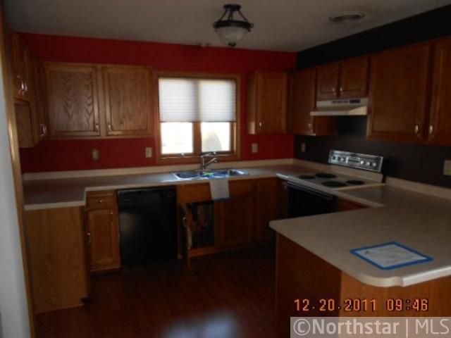 3100 Riverwood Dr #204, Hastings, MN 55033