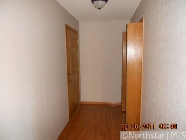 3100 Riverwood Dr #204, Hastings, MN 55033