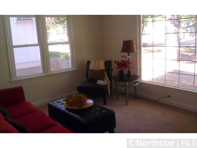 546 36 1/2 Ave NE, Minneapolis, MN 55418