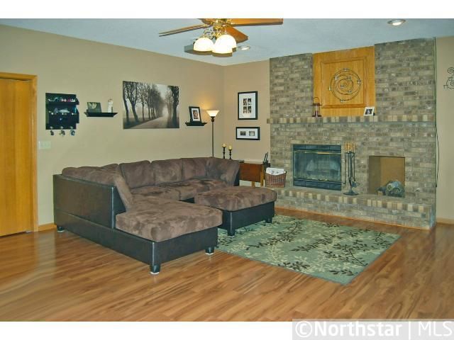 12882 Garrett Ave, Apple Valley, MN 55124