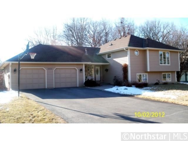3823 Riverton Ave, Eagan, MN 55122