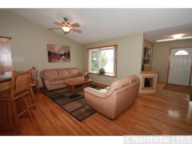5585 Odean Ave NE, Saint Michael, MN 55376