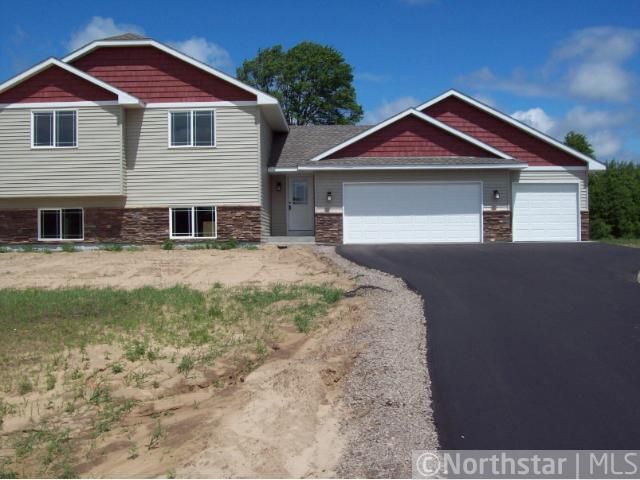 9469 242nd Ln, Stacy, MN 55079