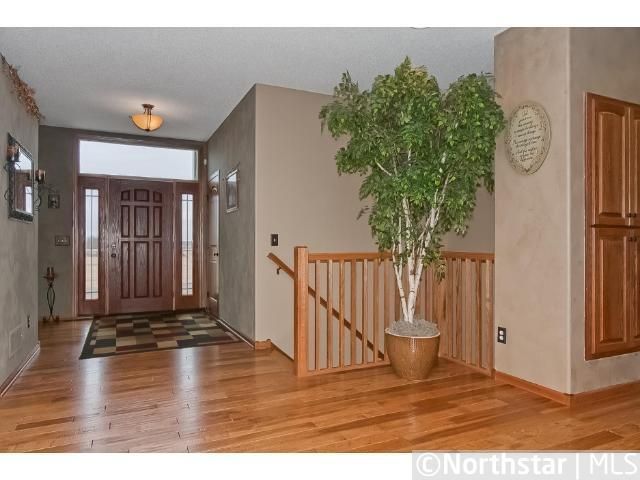 18812 Iman St NW, Nowthen, MN 55330