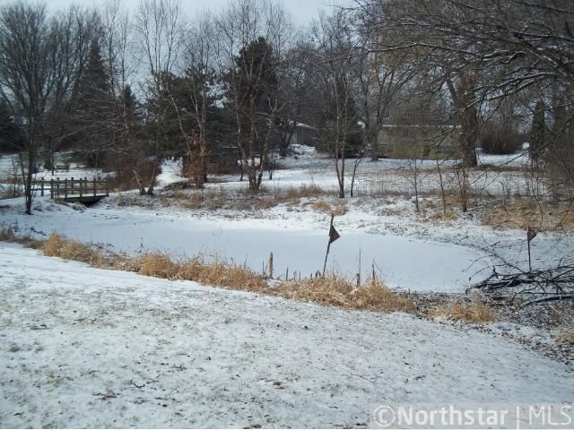 2567 Germain St, Maplewood, MN 55109