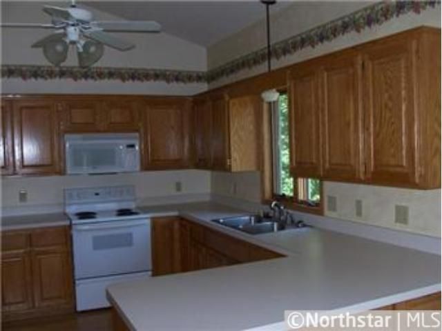 13203 Thrush St NW, Coon Rapids, MN 55448