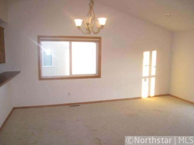 1037 Danube Ave, Shakopee, MN 55379