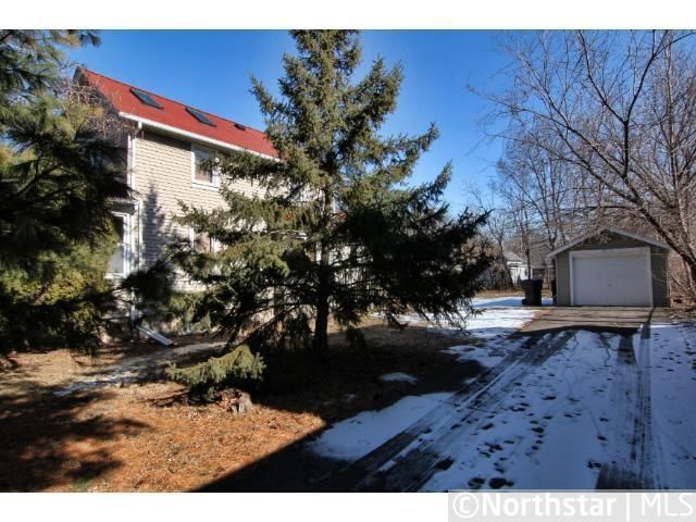 2821 17th Ave S, Minneapolis, MN 55407