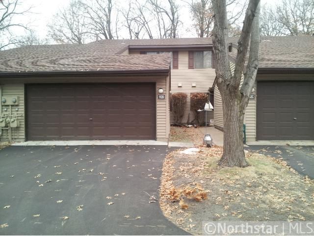 112B South Dr, Circle Pines, MN 55014
