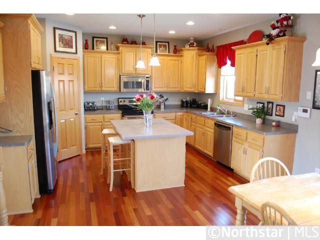 4300 Fallgold Pw N, Brooklyn Park, MN 55443
