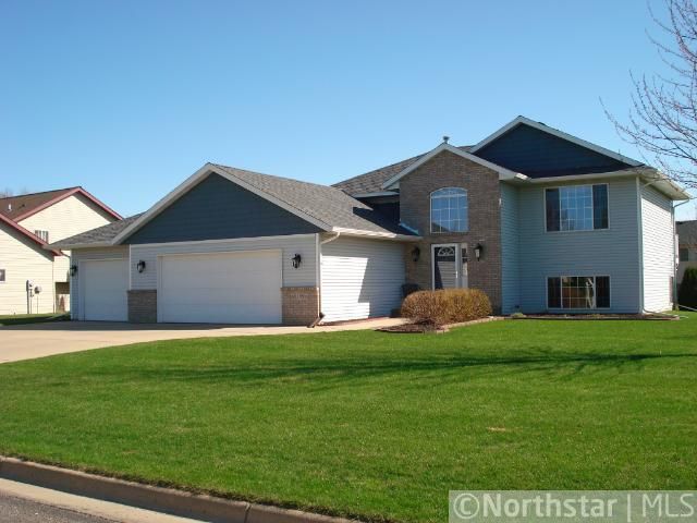 1406 Dale St, Saint Joseph, MN 56374