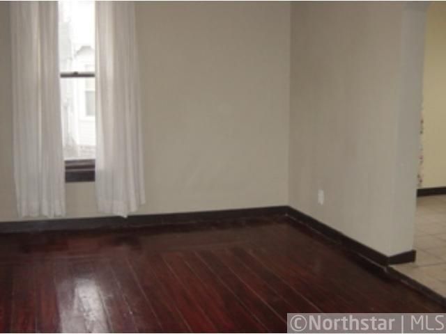309 N 1st St, Elysian, MN 56028