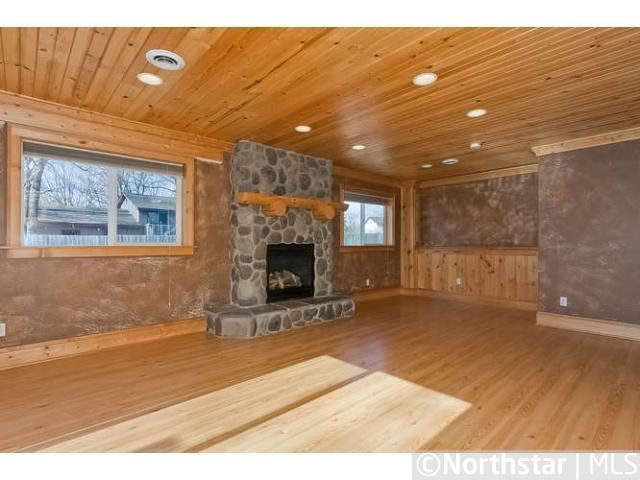 14558 Crane St NW, Andover, MN 55304