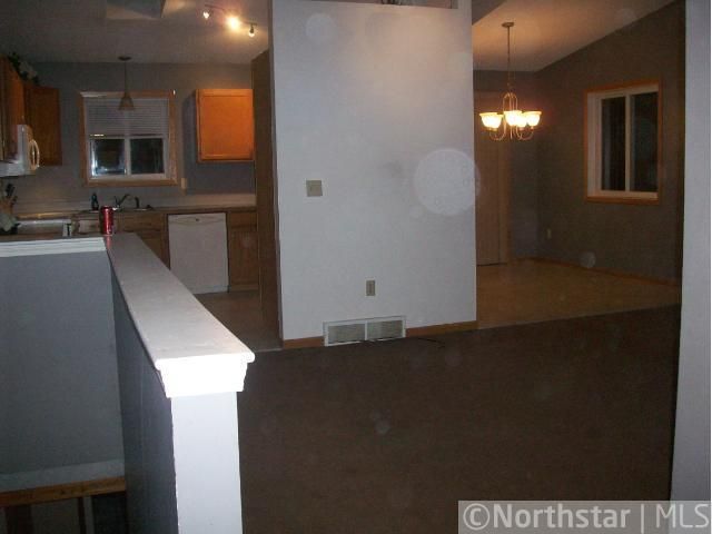 8463 Jasmine Ave S, Cottage Grove, MN 55016