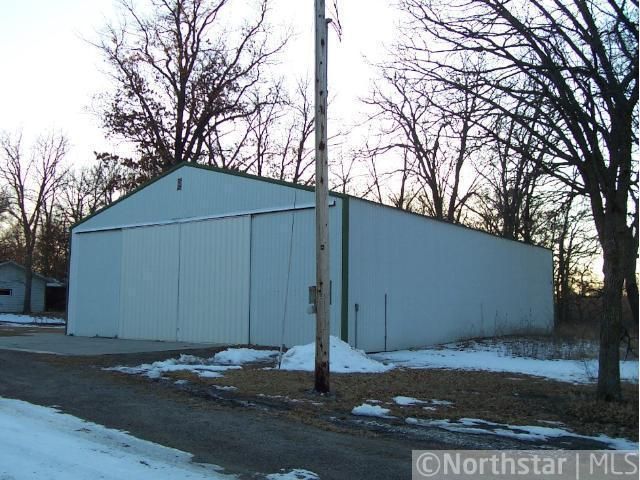 10087 42nd St, Clear Lake, MN 55319