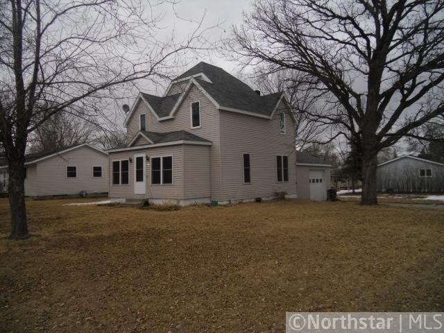 210 3rd St SW, Long Prairie, MN 56347