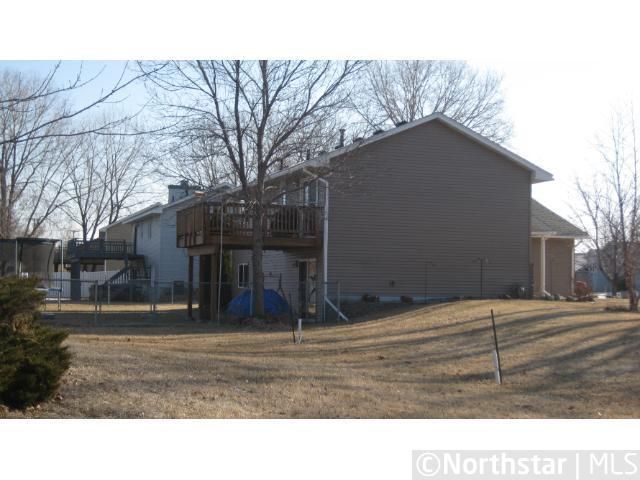 567 84th Cir NW, Coon Rapids, MN 55433