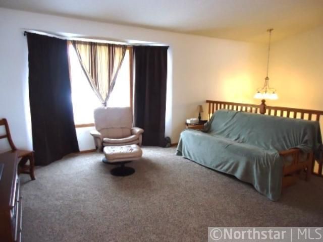 1133 Atwood Ct, Shakopee, MN 55379
