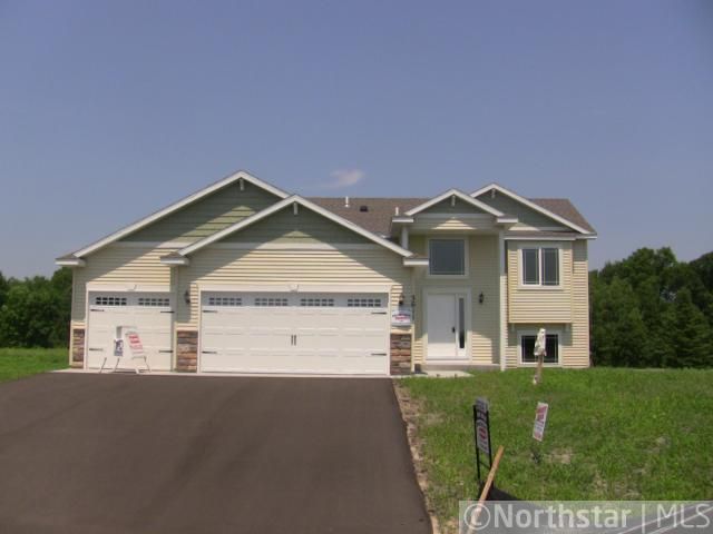 3611 170th Ln, Ham Lake, MN 55304