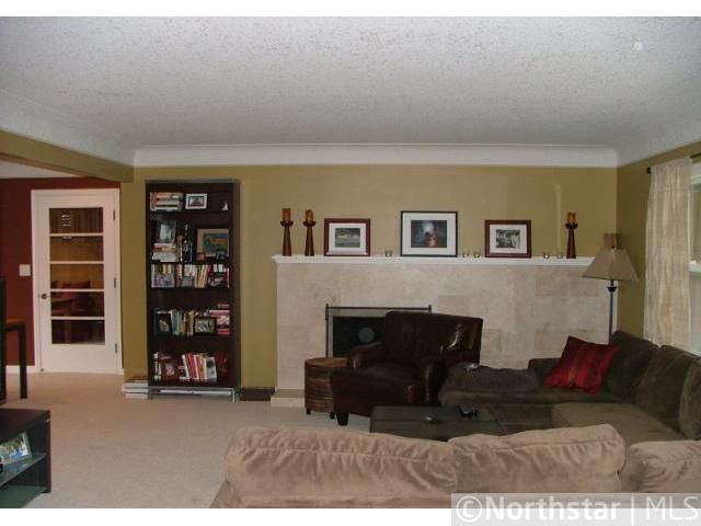 357 Althea Ln, Hopkins, MN 55343
