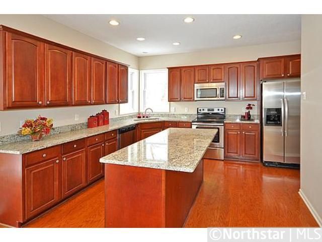 3902 Pine Ln, Saint Bonifacius, MN 55375