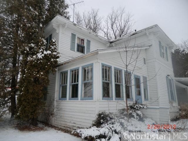 264 5th St NW, Clear Lake, WI 54005