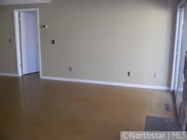 2215 Kings Valley Rd E, Golden Valley, MN 55427