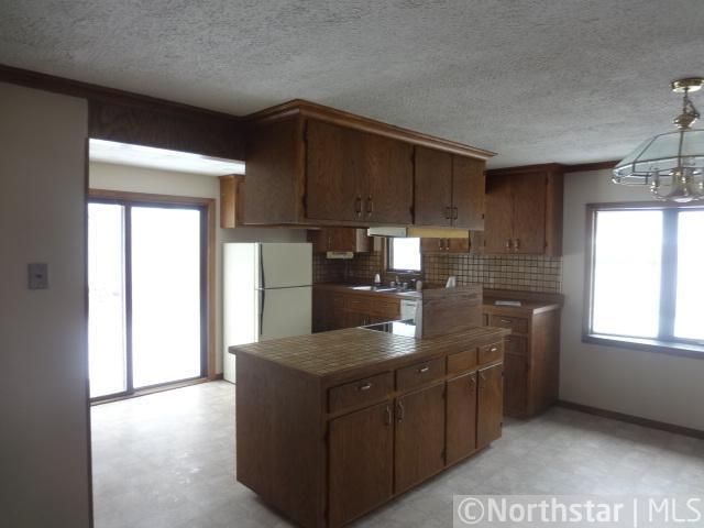 14409 Brunsvold Rd, Minnetonka, MN 55345