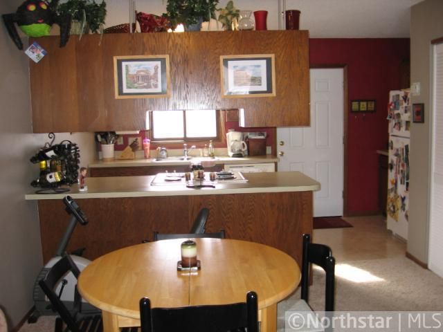1258 Virginia St, Saint Paul, MN 55117