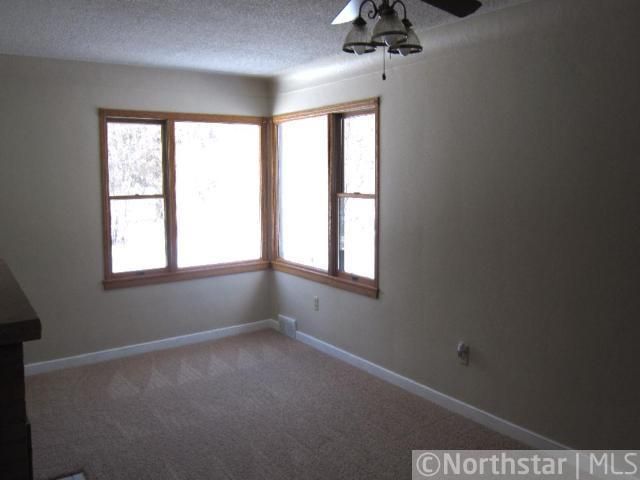 818 85th Ln NW, Coon Rapids, MN 55433