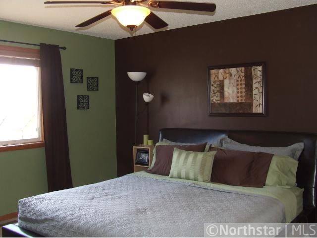 902 W 36th St W, Hastings, MN 55033