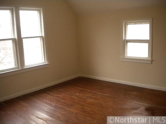 250 Excelsior Ave N, Annandale, MN 55302