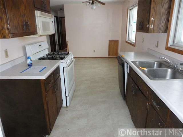 209 Stardust Blvd, Circle Pines, MN 55014